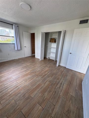 444 SW 4th Street 402, Miami, FL 33130
