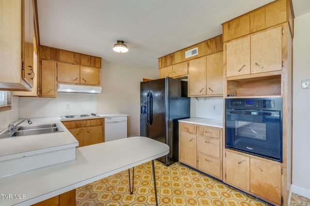 1029 Spring Valley Drive, Kingsport, TN 37660