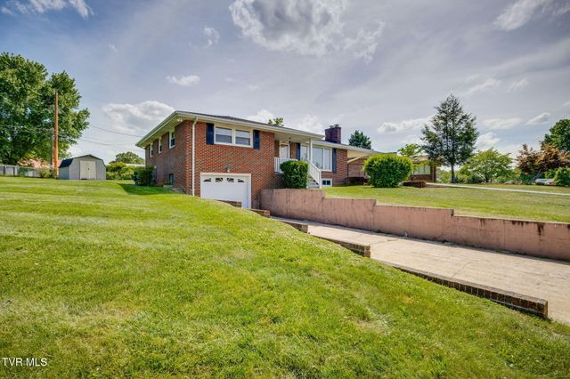 1029 Spring Valley Drive, Kingsport, TN 37660