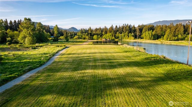18003 Bow Lake Lane, Bow, WA 98232