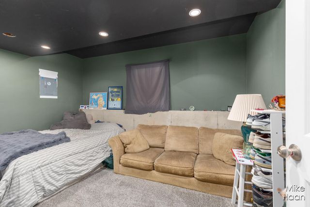 6487 36th Avenue, Hudsonville, MI 49426