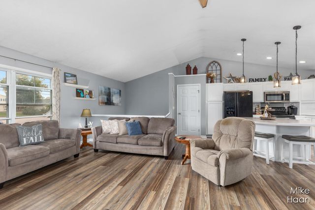 6487 36th Avenue, Hudsonville, MI 49426