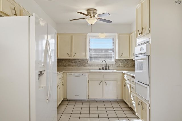 9 ARCHWAY COURT, Wichita Falls, TX 76310