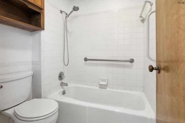 9 ARCHWAY COURT, Wichita Falls, TX 76310