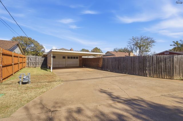 9 ARCHWAY COURT, Wichita Falls, TX 76310