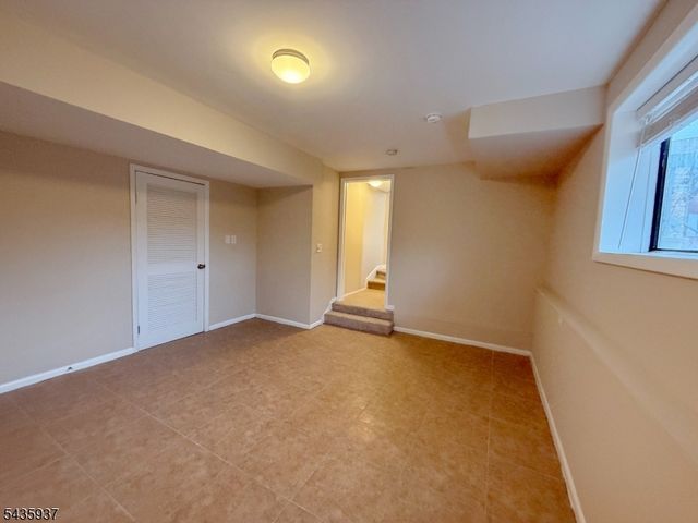 58 Kensington Ct 58, Washington Twp., NJ 07840