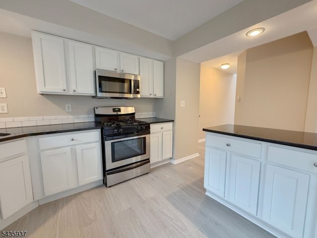 58 Kensington Ct 58, Washington Twp., NJ 07840