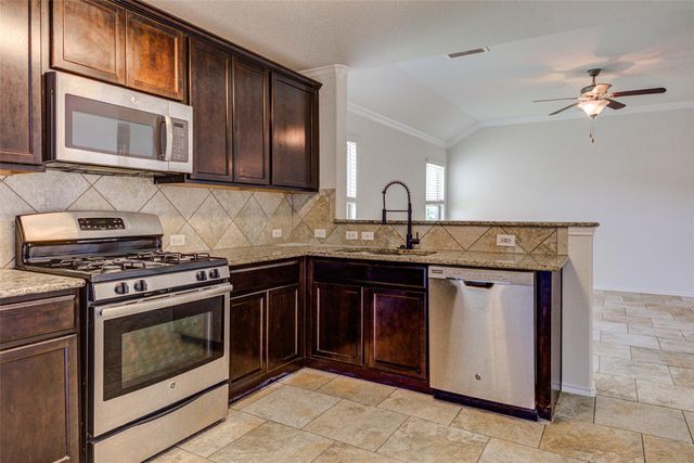 6812 Crestone RD, Austin, TX 78744