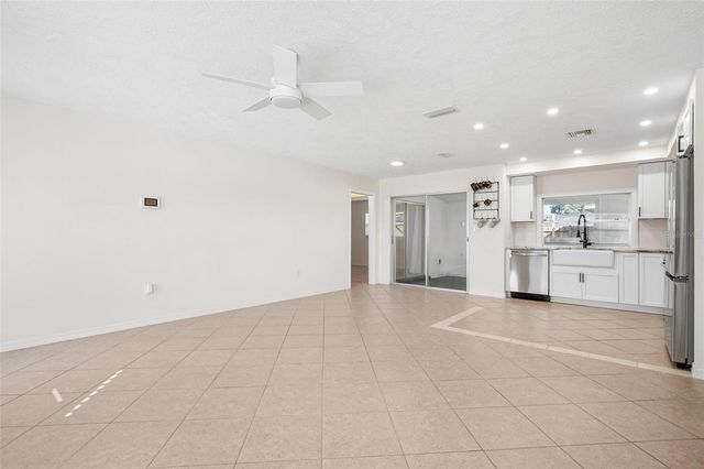 2806 OXFORD DRIVE W, Bradenton, FL 34205