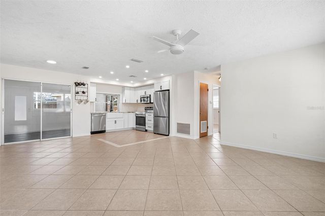 2806 OXFORD DRIVE W, Bradenton, FL 34205