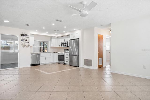 2806 OXFORD DRIVE W, Bradenton, FL 34205