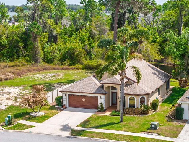 1010 VINDALE ROAD, Tavares, FL 32778