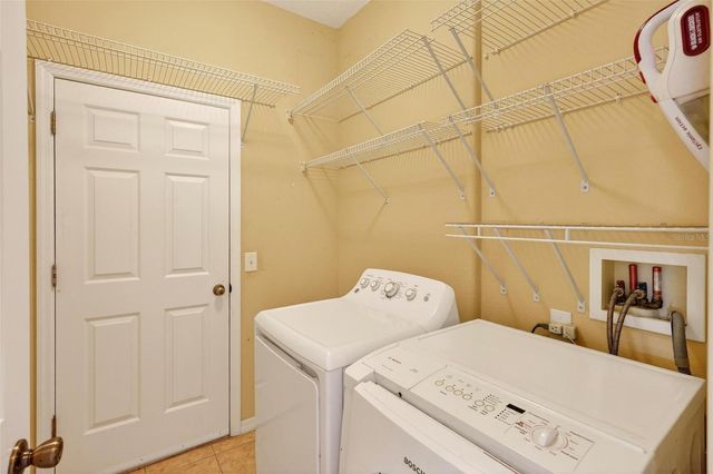 1010 VINDALE ROAD, Tavares, FL 32778