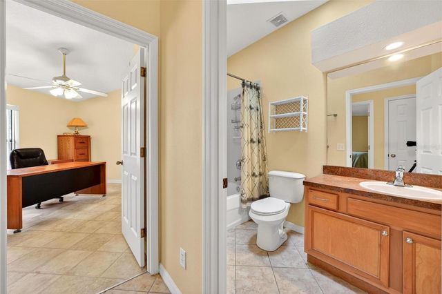 1010 VINDALE ROAD, Tavares, FL 32778