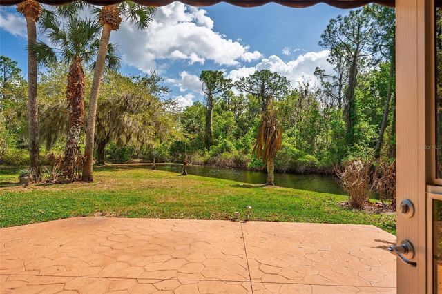 1010 VINDALE ROAD, Tavares, FL 32778