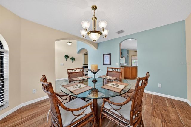 1010 VINDALE ROAD, Tavares, FL 32778