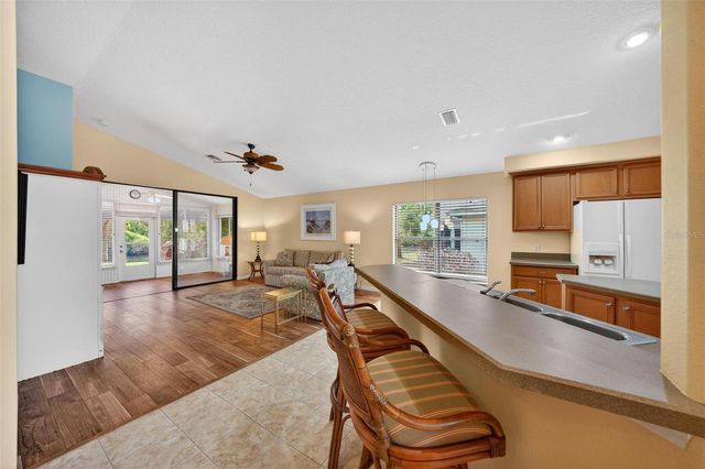 1010 VINDALE ROAD, Tavares, FL 32778