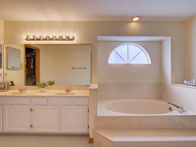 4245 LORI LOOP, Winter Springs, FL 32708