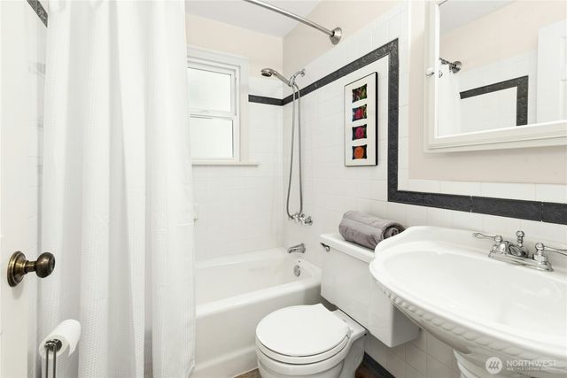 14051 1st Avenue NW, Seattle, WA 98177