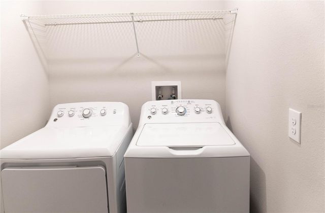 4527 GLOBE THISTLE DRIVE, Tampa, FL 33619