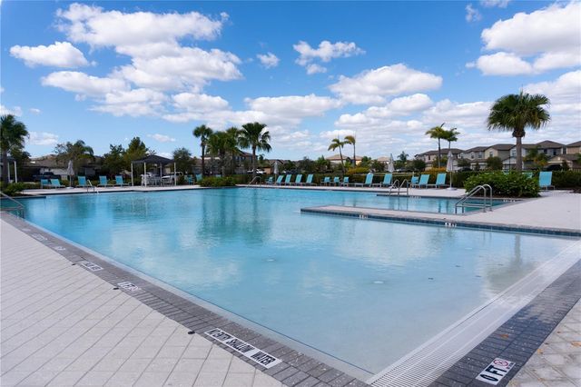 4527 GLOBE THISTLE DRIVE, Tampa, FL 33619