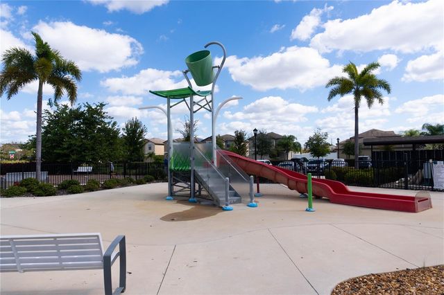 4527 GLOBE THISTLE DRIVE, Tampa, FL 33619