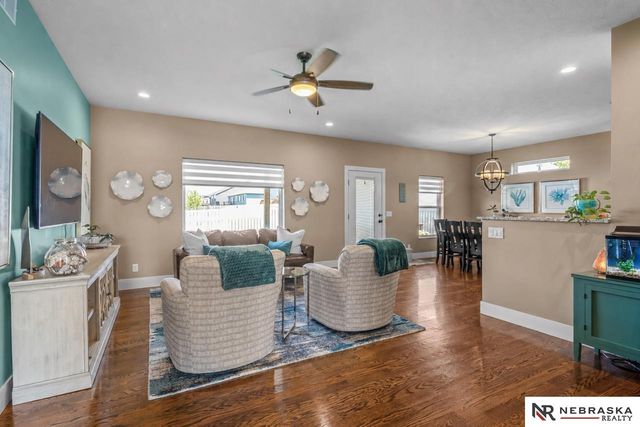 9920 S 73rd Street, Lincoln, NE 68516