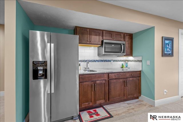 9920 S 73rd Street, Lincoln, NE 68516