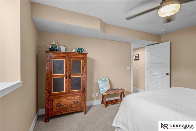 9920 S 73rd Street, Lincoln, NE 68516