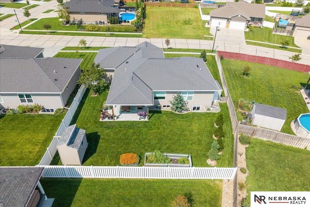 9920 S 73rd Street, Lincoln, NE 68516