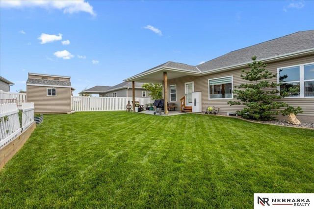 9920 S 73rd Street, Lincoln, NE 68516