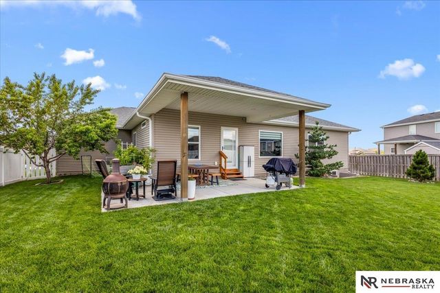 9920 S 73rd Street, Lincoln, NE 68516