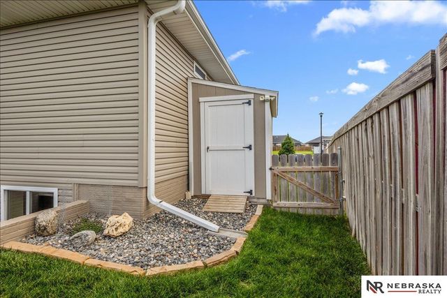 9920 S 73rd Street, Lincoln, NE 68516