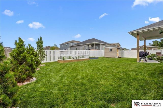 9920 S 73rd Street, Lincoln, NE 68516