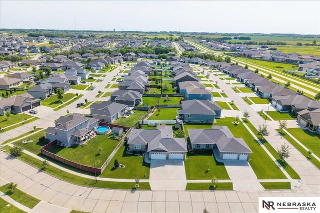 9920 S 73rd Street, Lincoln, NE 68516