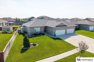 9920 S 73rd Street, Lincoln, NE 68516