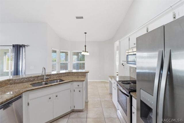 1131 S Softwind Loop, Lecanto, FL 34461