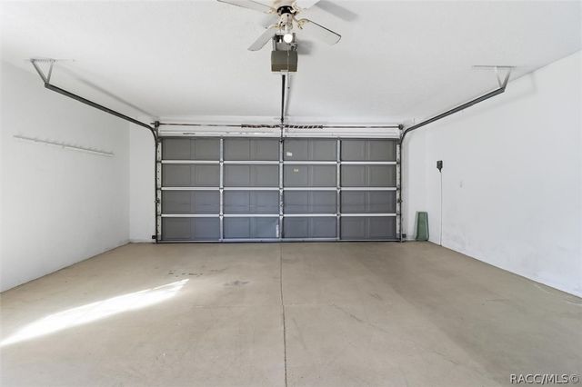 1131 S Softwind Loop, Lecanto, FL 34461