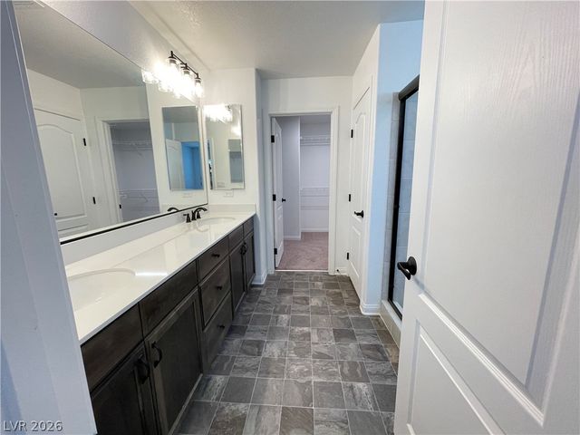 7008 Steele Canyon Street, Las Vegas, NV 89118