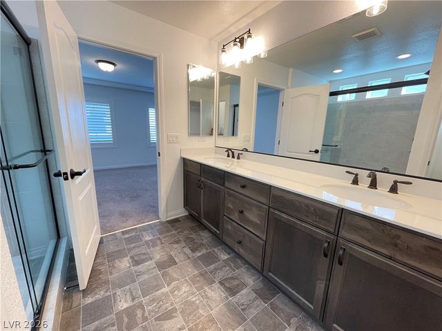 7008 Steele Canyon Street, Las Vegas, NV 89118