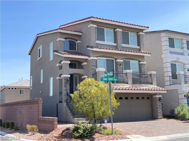 7008 Steele Canyon Street, Las Vegas, NV 89118