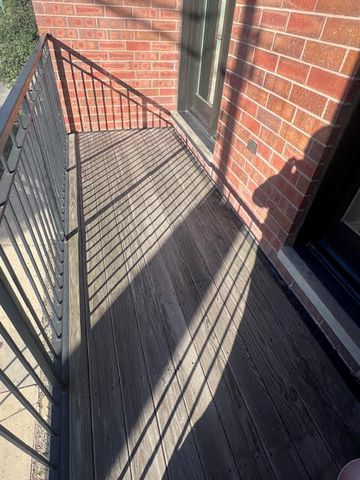 4812 W Montrose Avenue 201, Chicago, IL 60641