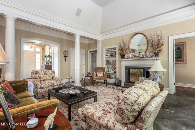 9 Oak Knoll Drive, Clarksdale, MS 38614