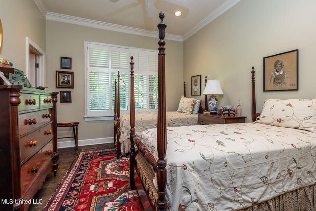 9 Oak Knoll Drive, Clarksdale, MS 38614