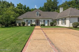 9 Oak Knoll Drive, Clarksdale, MS 38614