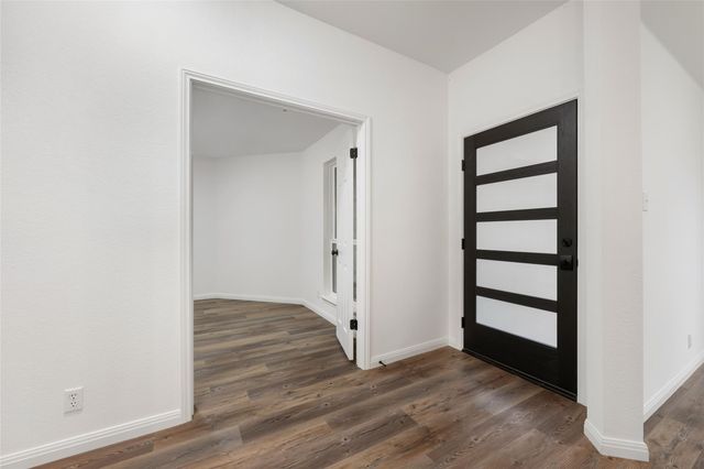 608 Haleys CV, Leander, TX 78641