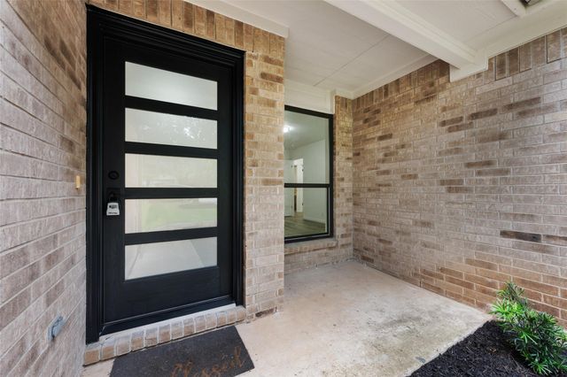 608 Haleys CV, Leander, TX 78641