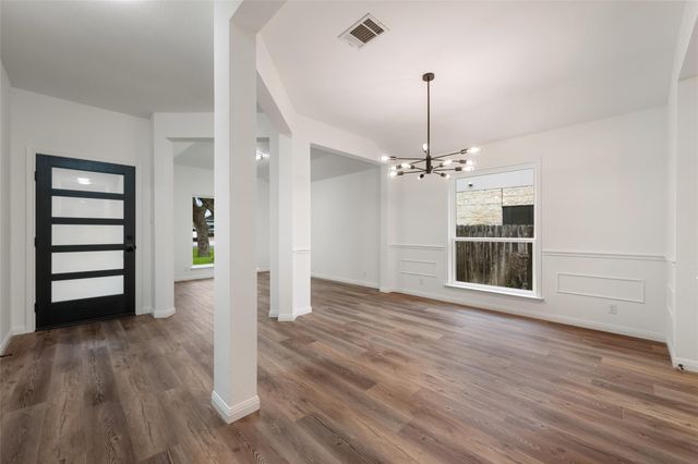 608 Haleys CV, Leander, TX 78641