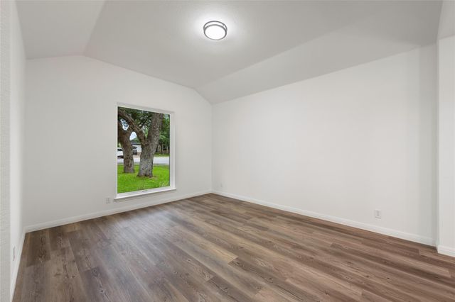 608 Haleys CV, Leander, TX 78641