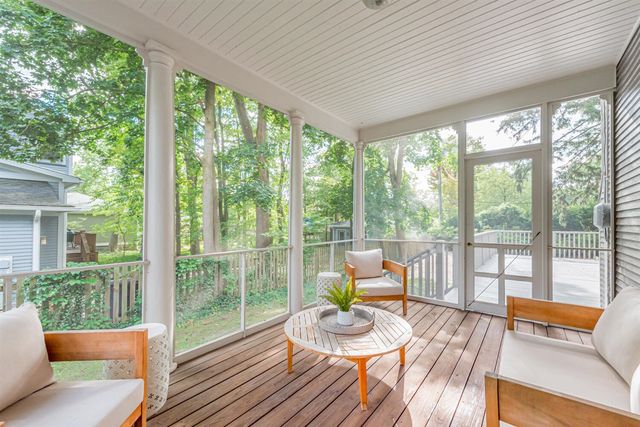 916 Olivia Avenue, Ann Arbor, MI 48104